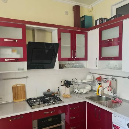 Apartment 3-Room Beruni Street Samarkand Bagian luar foto