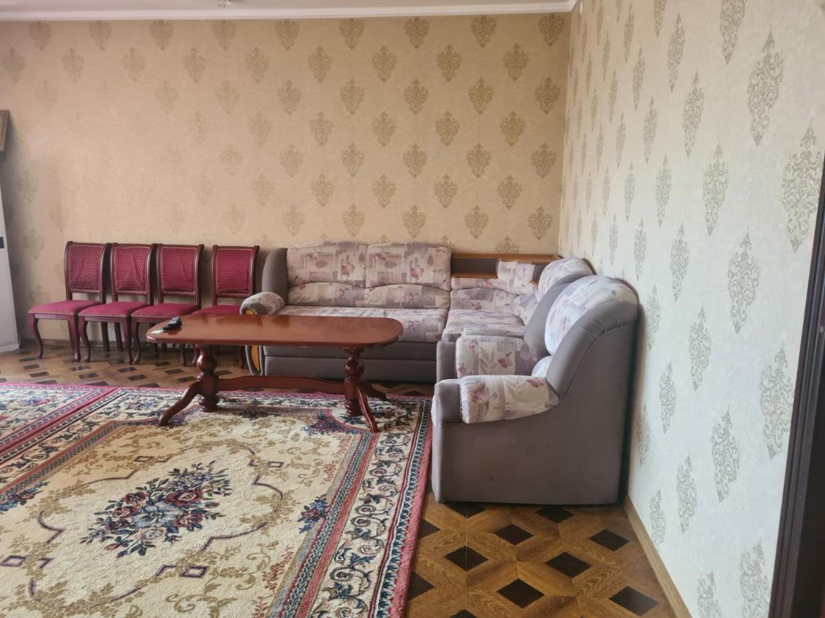 Apartment 3-Room Beruni Street Samarkand Bagian luar foto